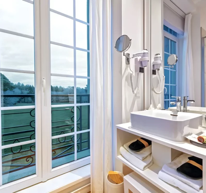 alain-dilosquer-Plombier-Chauffagiste-pres-de-Pont-l-Abbe-Salles-de-bains-2